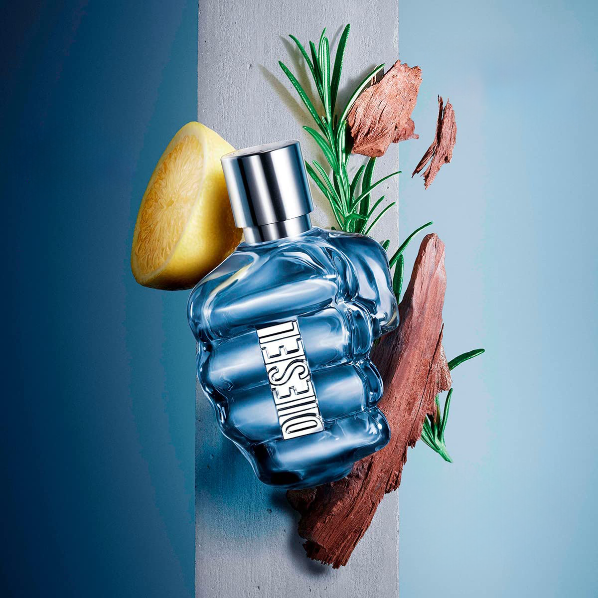 Perfume 2105 ONLY THE BRAVE HOMBRE